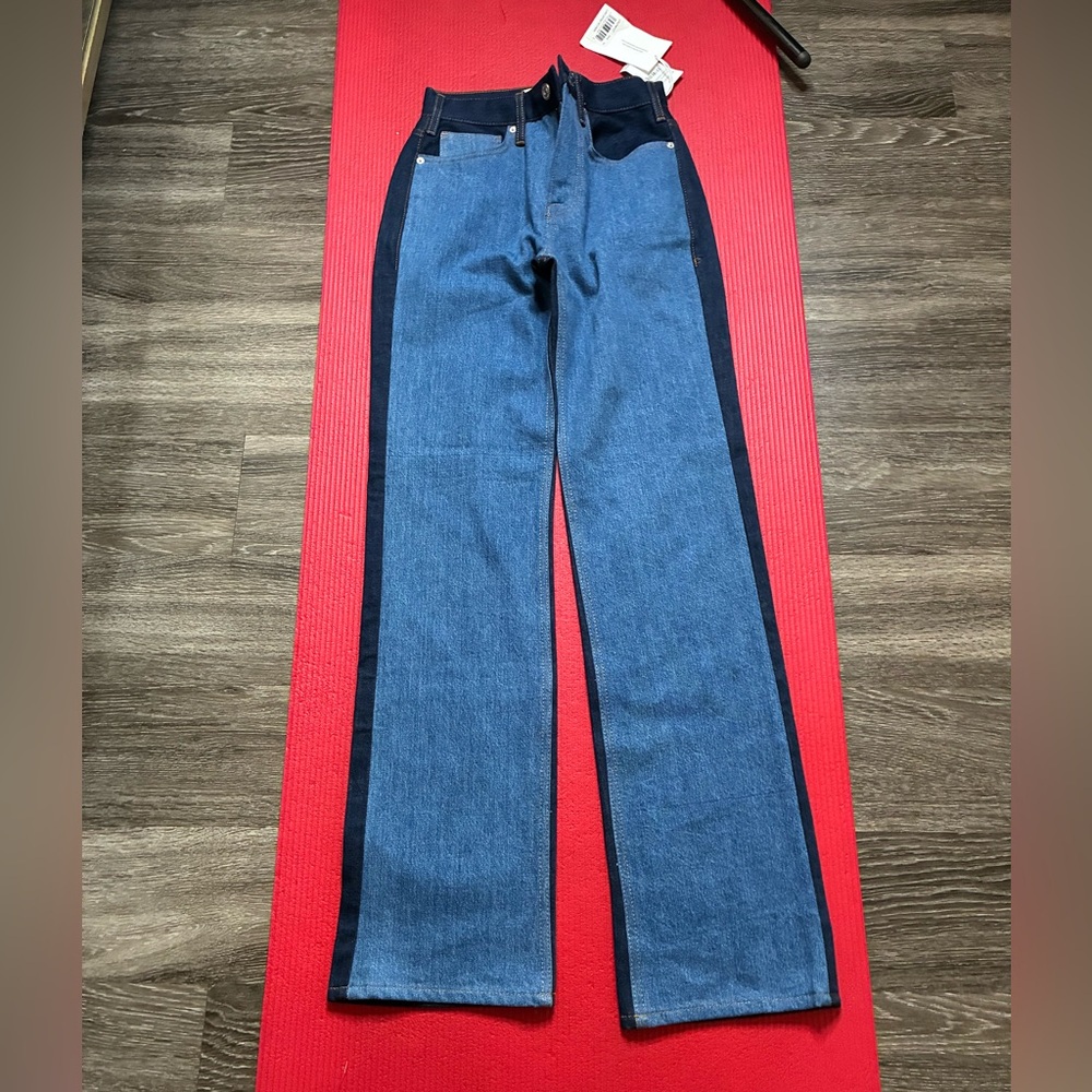 Brand New FRAME Stylish Blue Jeans for Women. Sz 24